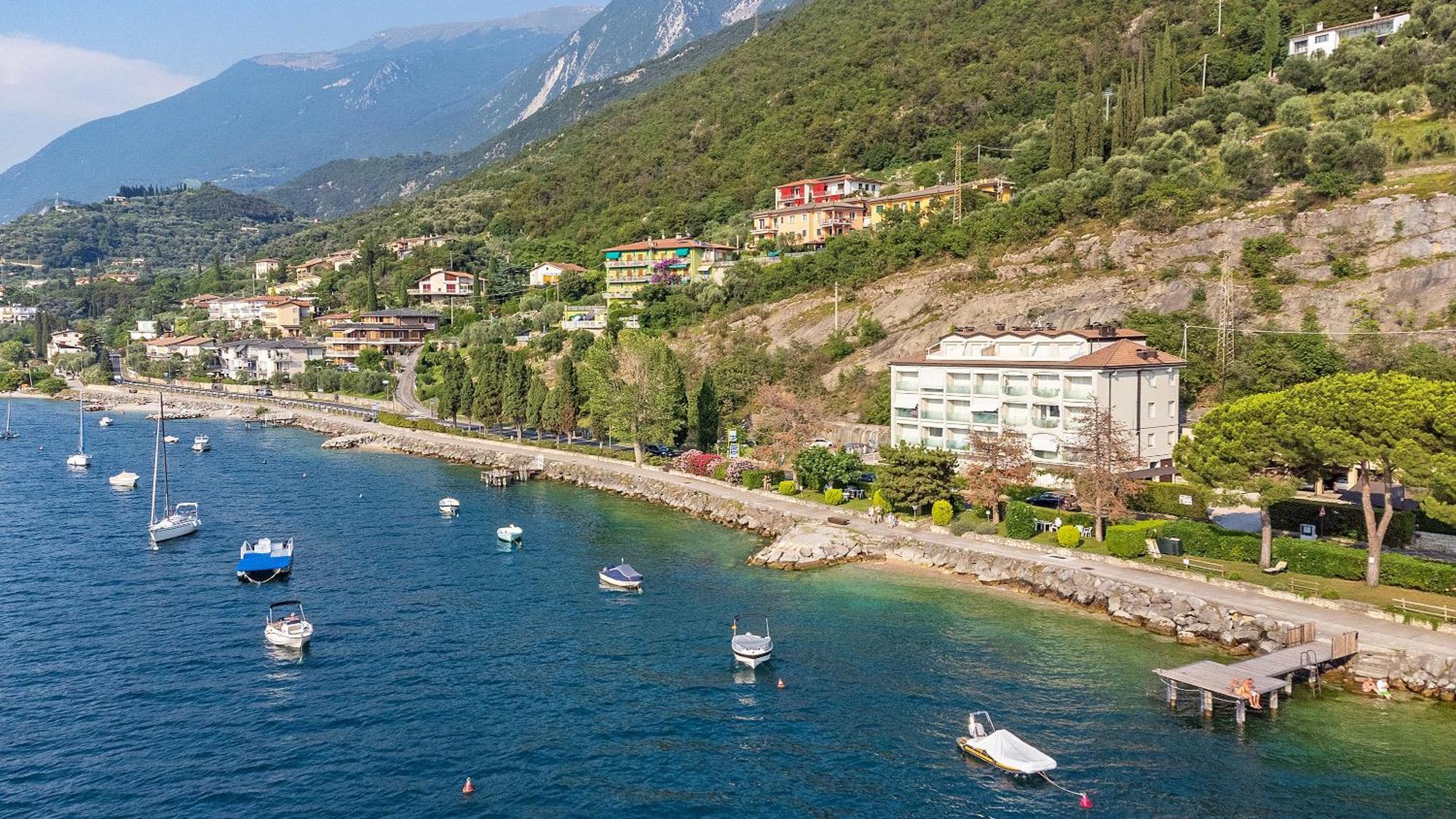 Apt Theo Val Di Sogno Garda Lake มัลเชซิเน ภายนอก รูปภาพ