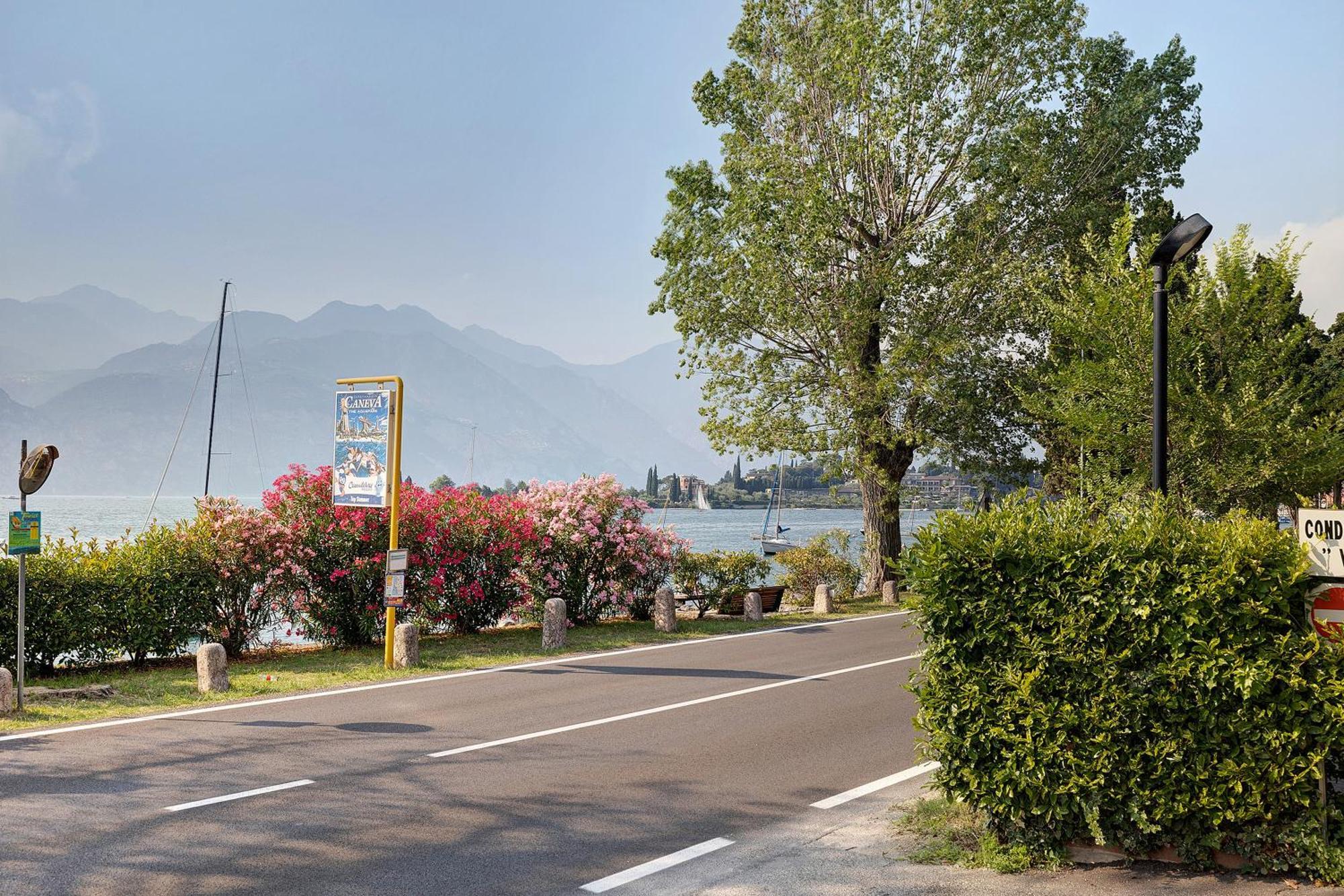 Apt Theo Val Di Sogno Garda Lake มัลเชซิเน ภายนอก รูปภาพ